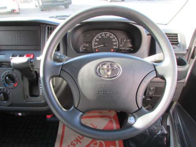 タウンエースバン1.5 GL 4WD　登録済未使用車/スマートアシスト/LEDヘッドライト/MAD CROSS14インチホイール+ジオランダーX-AT/キーレス/アイドリングストップ/ディスプレイオーディオ 登録済未使用車 1500