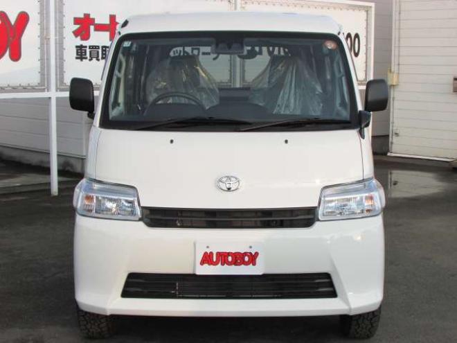 タウンエースバン1.5 GL 4WD　登録済未使用車/スマートアシスト/LEDヘッドライト/MAD CROSS14インチホイール+ジオランダーX-AT/キーレス/アイドリングストップ/ディスプレイオーディオ 登録済未使用車 1500