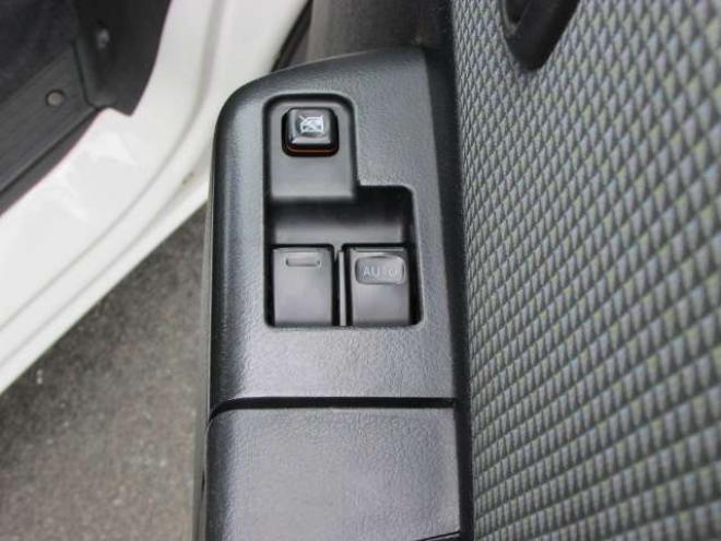 タウンエースバン1.5 GL 4WD　5速MT/ドライブレコーダー/社外ナビ/フルセグTV/ブルートゥースオーディオ/ベッドキット/キーレス/両側スライドドア/リヤフォグ 1500