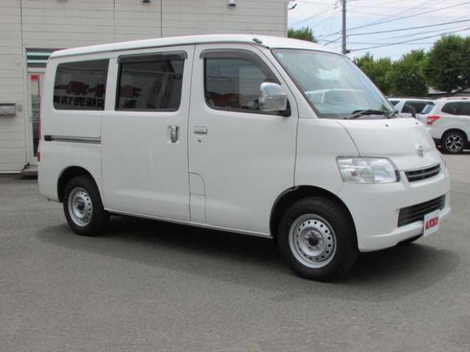 タウンエースバン1.5 GL 4WD　5速MT/ドライブレコーダー/社外ナビ/フルセグTV/ブルートゥースオーディオ/ベッドキット/キーレス/両側スライドドア/リヤフォグ 1500