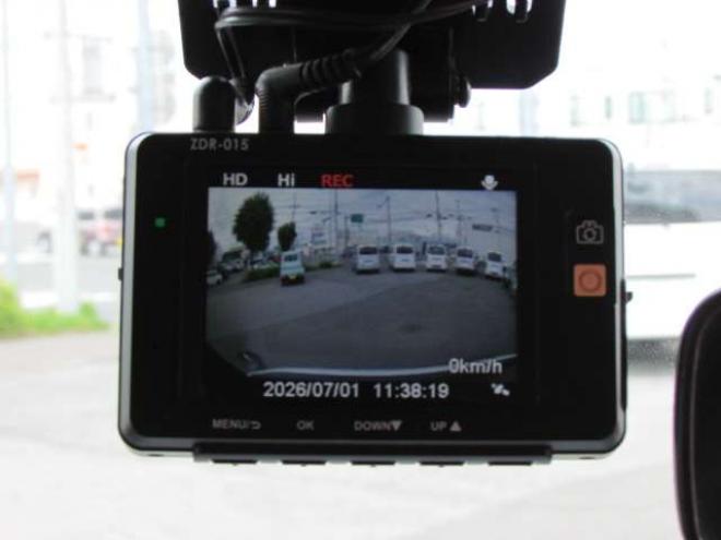 タウンエースバン1.5 GL 4WD　5速MT/ドライブレコーダー/社外ナビ/フルセグTV/ブルートゥースオーディオ/ベッドキット/キーレス/両側スライドドア/リヤフォグ 1500
