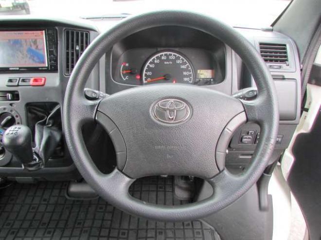 タウンエースバン1.5 GL 4WD　5速MT/ドライブレコーダー/社外ナビ/フルセグTV/ブルートゥースオーディオ/ベッドキット/キーレス/両側スライドドア/リヤフォグ 1500