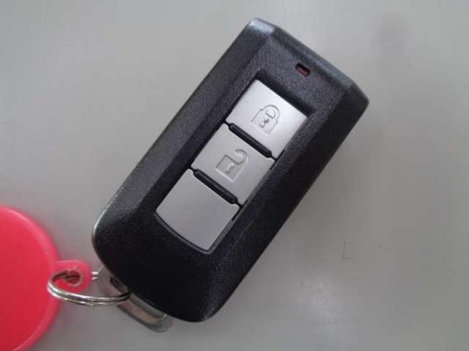 eKワゴンG　スマートキー　バックカメラ　夏タイヤ新品 2WD 660