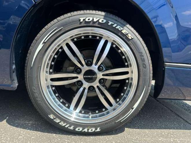 ハイエースバン2.8 DX ワイド スーパーロング ハイルーフ GLパッケージ ディーゼルターボ 4WD　2800ディーゼルターボ キーレス AC100V ベンチシート ETC 電動格納ミラー リアヒータークーラー BIGX11インチ Bカメラ　Bluetooth フルセグTV 純正エンスタ BADRUCKE18インチ　TOYO　H30ホワイトレター Fスポイラー 2800