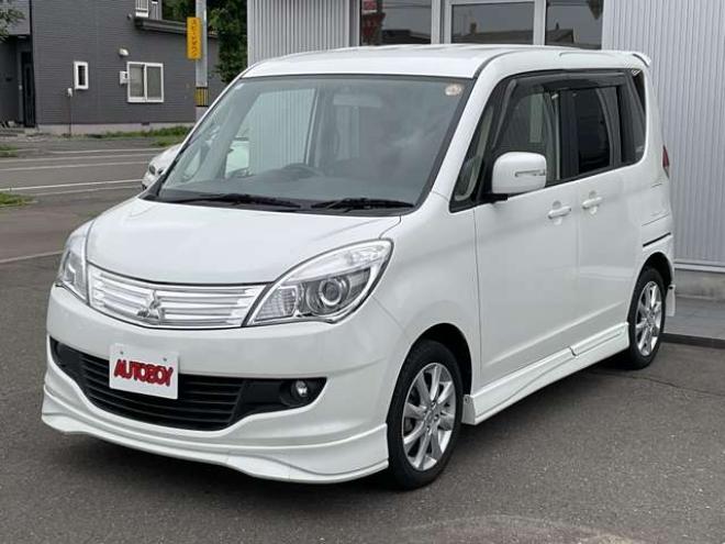 デリカD:2 1.2 S 4WD　プッシュスタート　両側パワースライドドア　HIDヘッドライト　フォグランプ　シートヒーター 1200