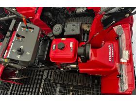 除雪機　ホンダHS970SV 9馬力　江別市隣接市町村は配送無料　即納！点検整備塗装済み
