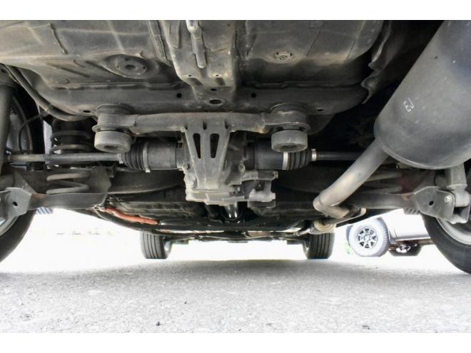 ヴェゼルハイブリッドZ ホンダセンシング　４ＷＤ　ワンオーナー　夏／冬タイヤ付　フリップダウンモニター