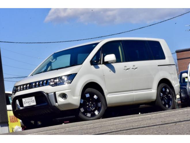 デリカDパワーパッケージ　４ＷＤ　新車外し１８インチアルミ／タイヤ　新品フロントガード　両側パワースライドドア