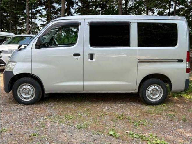 ライトエースバン1.5 DX 4WD　社外TVナビ　パワステ　ETC　キーレスエントリー　ABS　ドライブレコーダー　盗難防止装置　エアコン　両側スライドドア　寒冷地仕様 1500