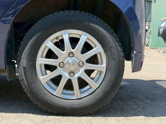 N-WGNG 4WD　社外ナビ　バックカメラ　プッシュスタート　ミラーヒーター　横滑り防止　スマートキー 660