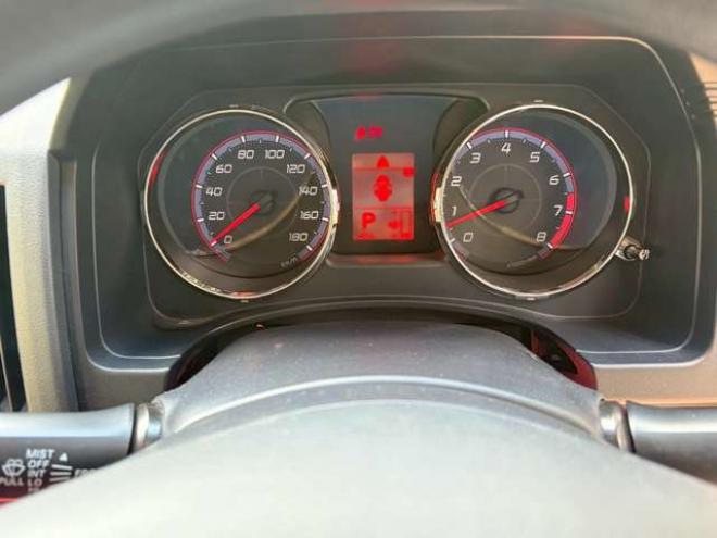 デリカD：5 2.4 G 4WD　 2400