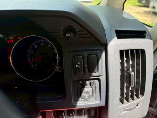 デリカD：5 2.4 G 4WD　 2400