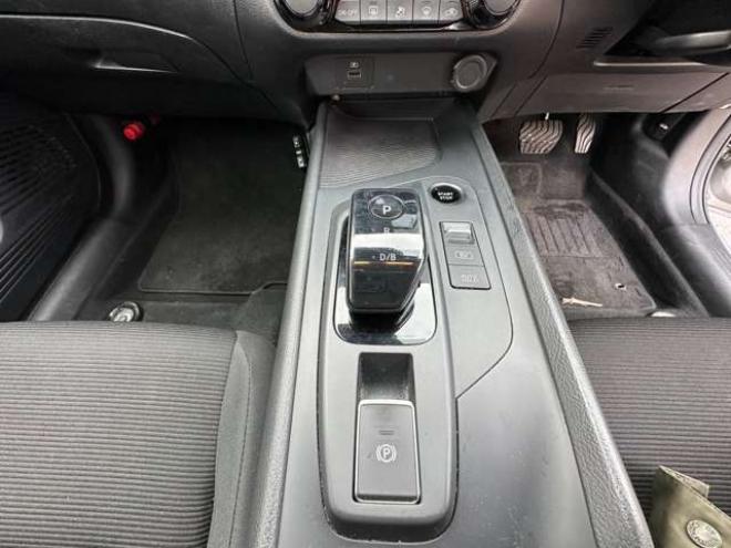 ノート1.2 S FOUR 4WD　ナビ　Bluetooth　オートホールド　アイドリングストップ　USB　スチールホイール冬　レーンキープアシスト　横滑り防止装置　コーナーセンサー　シートヒーター 1200