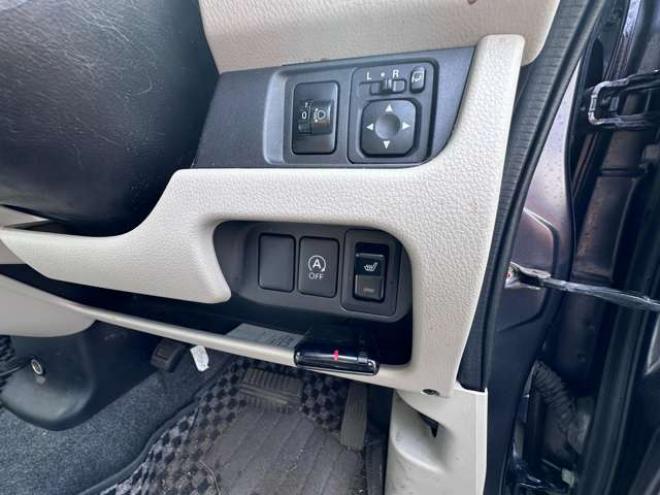デイズS 4WD　ナビ　ETC　アイドリングストップ　シートヒーター　キーレスキー　社外アルミホイール冬 660