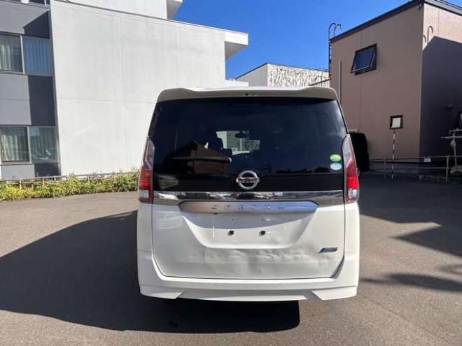 セレナ2.0 X Vセレクション 4WD　左右電動スライドドア　ナビTV　バックモニター冬タイヤ付き 2000