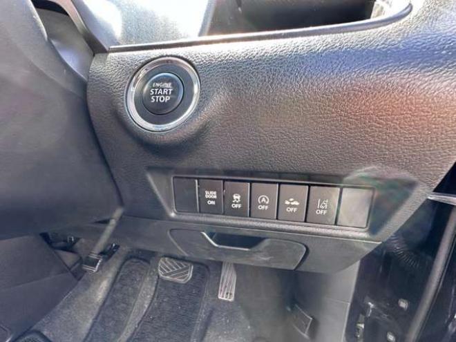 デリカD:2 1.2 カスタム ハイブリッド MV 4WD　4WD　両側ワンタッチパワースライドドア　ナビ　Bluetooth　ビルトインETC　プッシュスタート　衝突軽減ブレーキ　アイドリングストップ　レーンキープアシスト　横滑り防止装置　社外アルミホイール 1200