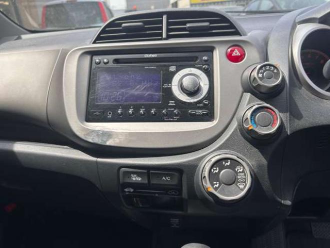 フィット1.3 G 4WD　 1300