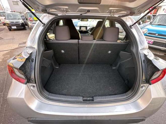 ヤリス1.5 X 4WD　ナビ　ディスプレイオーディオ　Bluetooth　横滑り防止装置　ETC　USB　プッシュスタート　スチールホイール冬 1500