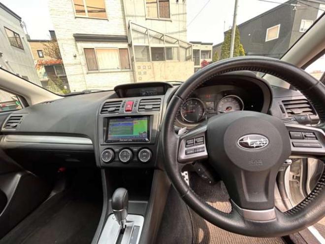 インプレッサスポーツ 2.0 i-S 4WD　ナビフルセグTVバックモニター 2000
