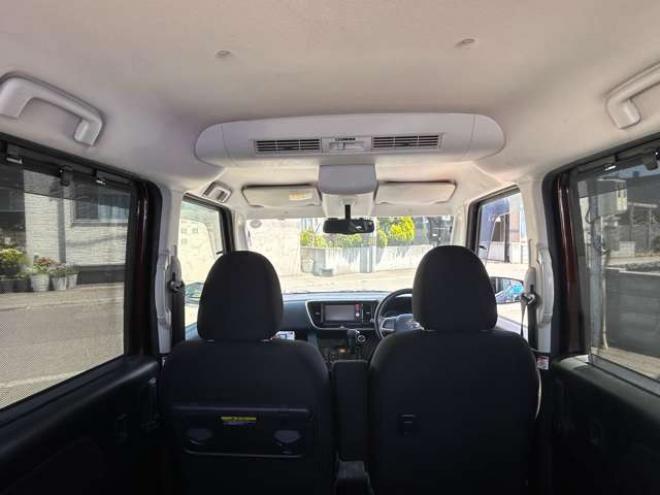 デイズルークスハイウェイスターX 4WD　SDナビ　エンジンスターター　ドラレコ　アイドリングストップ　　運転席シートヒーター　純正アルミホイール夏　アラウンドビューモニター　バックモニター 660