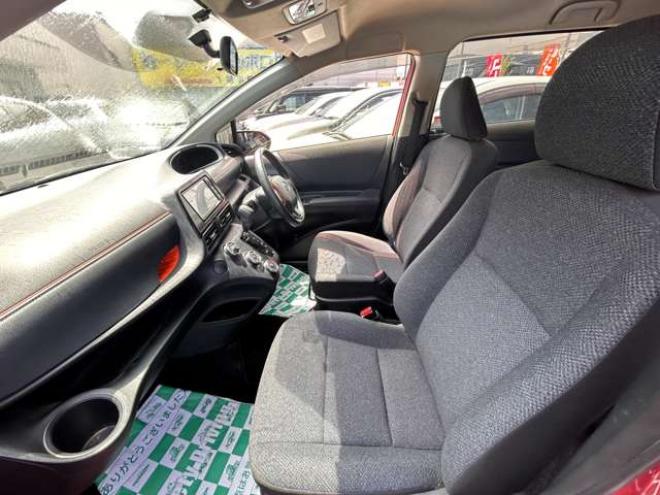 シエンタ1.5 X 4WD　ナビバックモニターフルセグTV　パワースライドドア　ETC　ワンオーナー　衝撃緩和ヘッドレスト 1500