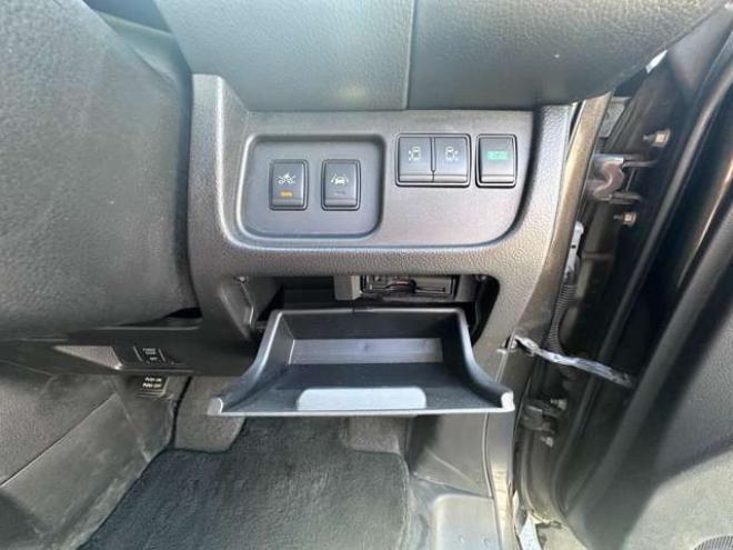 セレナ2.0 ハイウェイスター アドバンストセーフティ パッケージ 4WD　両側ワンタッチパワースライドドア　SDナビ　Bluetooth　レーンキープアシスト　衝突軽減ブレーキ　ETC　アイドリングストップ　横滑り防止装置　コーナーセンサー　アラウンドビューモニター　バックモニター 2000