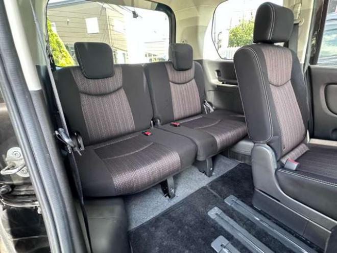 セレナ2.0 ハイウェイスター アドバンストセーフティ パッケージ 4WD　両側ワンタッチパワースライドドア　SDナビ　Bluetooth　レーンキープアシスト　衝突軽減ブレーキ　ETC　アイドリングストップ　横滑り防止装置　コーナーセンサー　アラウンドビューモニター　バックモニター 2000