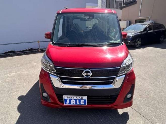 デイズルークスハイウェイスターX 4WD　パワースライドドア 660