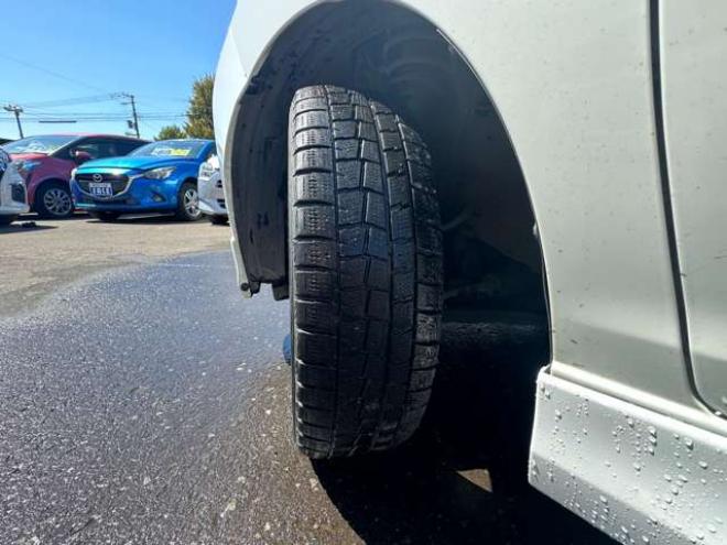 デリカD:2 1.2 ハイブリッド MZ 4WD　両側パワースライドドア　社外ナビ・TV　バックカメラ　横滑り防止装置　アイドリングストップ　衝突軽減ブレーキ　レーンキープアシスト　前席シートヒーター　社外アルミホイール冬　クルーズコントロール 1200