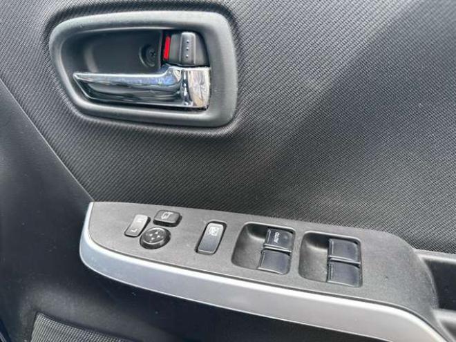 ソリオ1.2 バンディット ハイブリッド MV 4WD　片側パワースライドドア　アイドリングストップ　レーンキープアシスト　衝突軽減ブレーキ　横滑り防止装置　ETC　社外アルミホイール冬　前席シートヒーター 1200