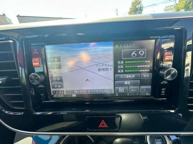 デイズルークスハイウェイスターX 4WD　純正ナビ　フルセグTV　Bluetooth　アラウンドビューモニター　片側パワースライドドア　アイドリングストップ　衝突軽減ブレーキ　シートヒーター　ETC　純正アルミホイール夏 660