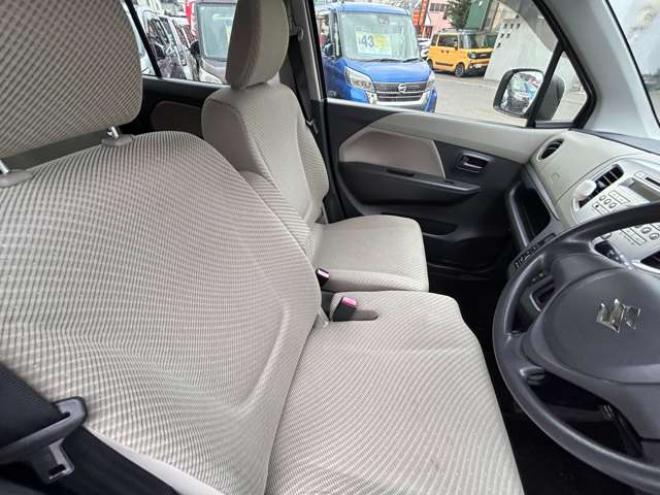 ワゴンRFX 4WD　シートヒーター　キーレス　衝突安全ボディー　ABS 660
