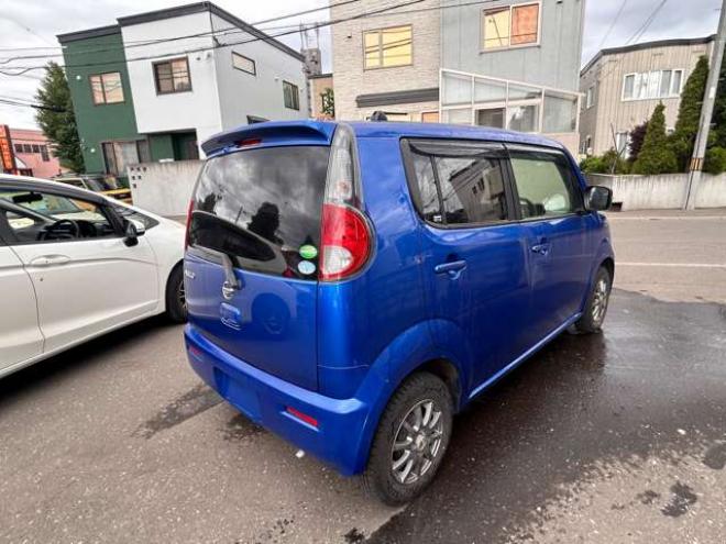 モコX FOUR 4WD　プッシュスタート　シートヒーター　社外CDオーディオ　社外アルミホイール冬　スチールホイール夏　インテリキー 660