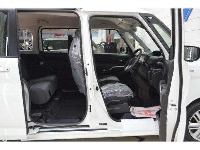 ソリオ1.2 ハイブリッド MZ 4WD　登録済未使用車ハイブリッド4WDスズキコネクト対応通信機装着車ハイブリッド4WDセーフティサポート全方位モニター付9インチナビTVバックカメラアダプティブクルーズコントロール両側オートスライドドアLED 登録済未使用車 1200