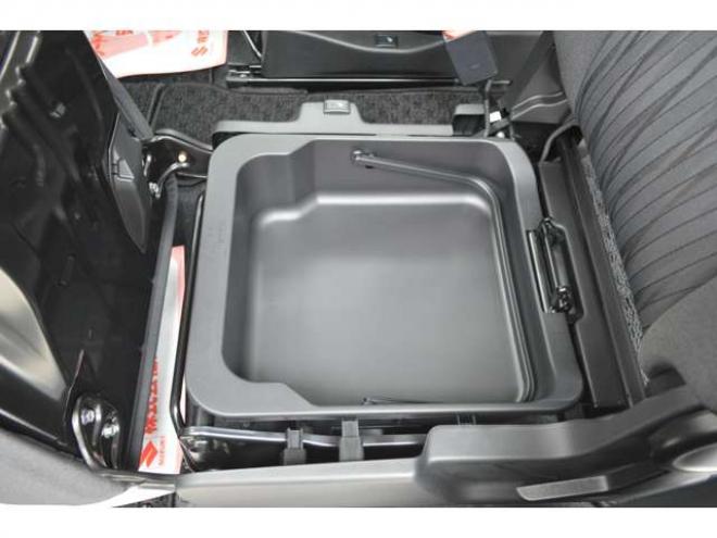 ソリオ1.2 ハイブリッド MZ 4WD　登録済未使用車ハイブリッド4WDスズキコネクト対応通信機装着車ハイブリッド4WDセーフティサポート全方位モニター付9インチナビTVバックカメラアダプティブクルーズコントロール両側オートスライドドアLED 登録済未使用車 1200