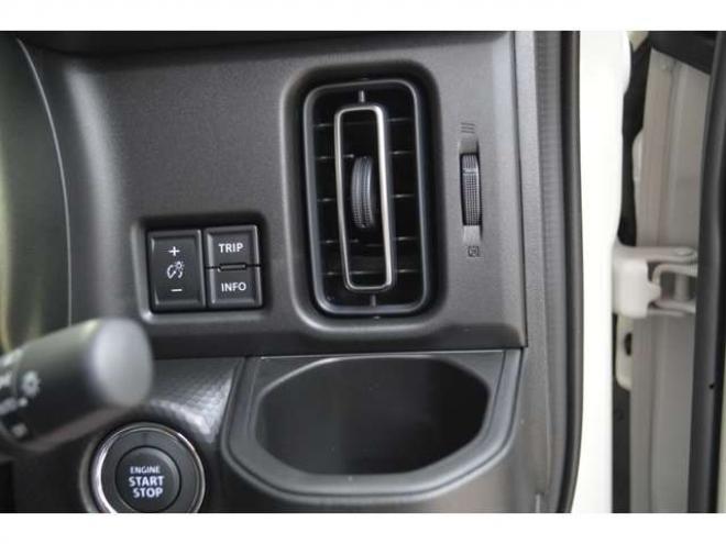 ハスラータフワイルドターボ 4WD　届出済未使用車ハイブリッド4WDターボセーフティサポート搭載スズキコネクト対応通信機装着車アダプティブクルーズコントロール全方位モニター付9インチナビTVバックカメラハイビームアシストLEDライト 登録済未使用車 660