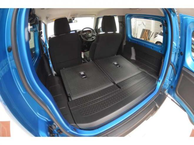 ジムニーXC 4WD　ワンオーナー車4WDターボセーフティサポート搭載アイドリングストップ横滑り防止装置クルーズコントロールハイビームアシストLEDライト7インチワイドナビTVバックカメラ 660