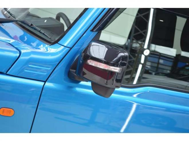 ジムニーXC 4WD　ワンオーナー車4WDターボセーフティサポート搭載アイドリングストップ横滑り防止装置クルーズコントロールハイビームアシストLEDライト7インチワイドナビTVバックカメラ 660