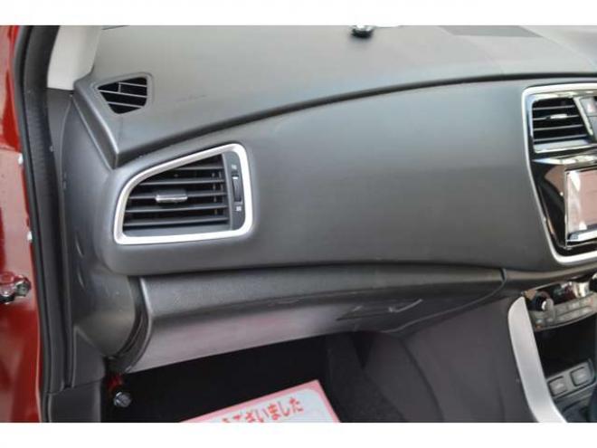 SX4S-CROSS 1.6 4WD　ALLGRIP4WD横滑り防止装置パドルシフトクルーズコントロール社外ナビTVバックカメラディスチャージヘッドライトシートヒータースマートキー 1600