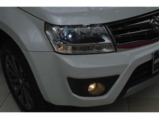 エスクード2.4 ランドブリーズ 4WD　ワンオーナー特別仕様車4WD横滑り防止装置サンルーフ社外ナビTVバックカメラETCドライブレコーダーハーフレザーシートヒーターHIDライトクルーズコントロール 2400