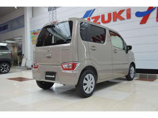 ワゴンRZL 4WD　届出済未使用車5速マニュアル4WDセーフティサポート搭載スズキコネクト対応通信機装着車ハイビームアシストLEDヘッドライト横滑り防止装置バックアイカメラ 登録済未使用車 660