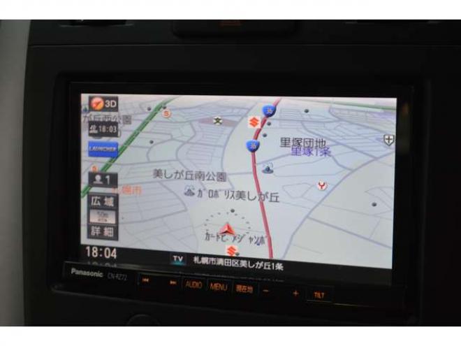 エスクード2.4 XG 4WD　ワンオーナー車5速マニュアル4WD横滑り防止装置クルーズコントロール純正ナビTVバックカメラETCディスチャージヘッドライトシートヒーター純正17インチアルミドライブレコーダー 2400