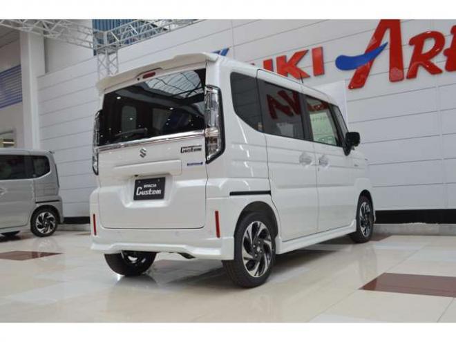 スペーシアカスタム ハイブリッド XS 4WD　ハイブリッド4WDセーフティサポート搭載スズキコネクト対応通信機装着車アダプティブクルーズコントロール全方位モニター付9インチナビ両側オートスライドドアLEDステアリングヒーターパーキングセンサー 登録済未使用車 660