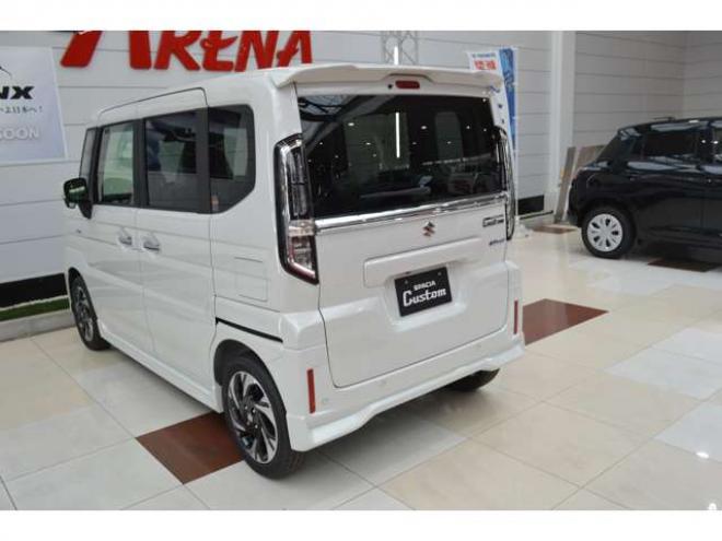 スペーシアカスタム ハイブリッド XS 4WD　ハイブリッド4WDセーフティサポート搭載スズキコネクト対応通信機装着車アダプティブクルーズコントロール全方位モニター付9インチナビ両側オートスライドドアLEDステアリングヒーターパーキングセンサー 登録済未使用車 660