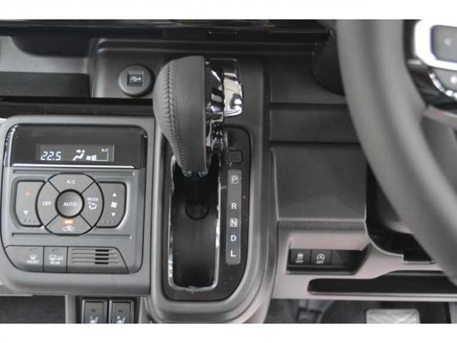 スペーシアカスタム ハイブリッド XSターボ 4WD　ハイブリッド4WDターボセーフティサポート搭載スズキコネクト対応通信機装着車アダプティブクルーズコントロール全方位モニター付9インチナビ両側オートスライドドアLEDステアリングヒーターパーキングセンサー 登録済未使用車 660