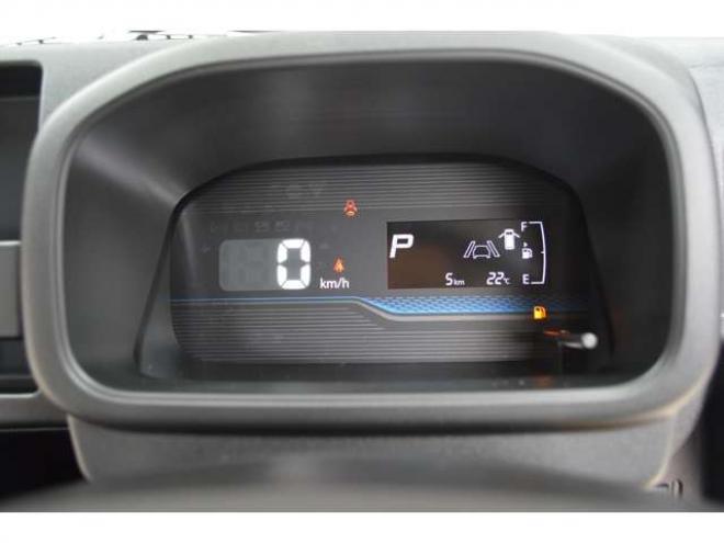 キャリーKC 3方開 4WD　届出済未使用車パートタイム4WDセーフティサポート搭載アイドリングストップ横滑り防止装置ハイビームアシストLEDライト 登録済未使用車 660