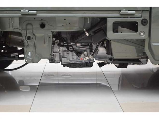 キャリーKC 3方開 4WD　届出済未使用車パートタイム4WDセーフティサポート搭載アイドリングストップ横滑り防止装置ハイビームアシストLEDライト 登録済未使用車 660