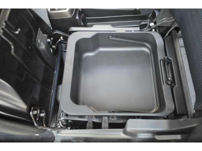 ハスラーJスタイルII 4WD　ワンオーナー車ハイブリッド4WD特別仕様セーフティサポート搭載アイドリングストップ全方位モニター付9インチナビTVバックカメラアダプティブクルーズコントロールドライブレコーダー 660