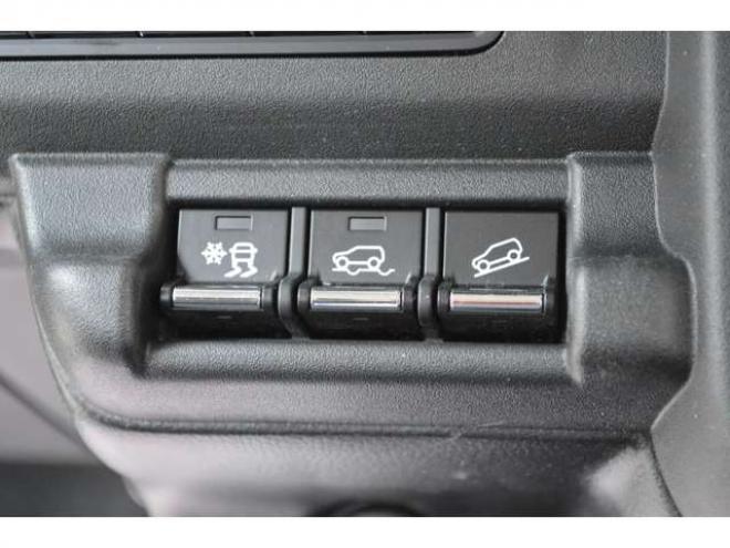 ハスラータフワイルドターボ 4WD　ワンオーナーハイブリッド4WDターボスズキコネクト対応通信機装着車セーフティサポート搭載アダプティブクルーズコントロール全方位モニター付9インチナビTVバックカメラパドルシフトハイビームアシストLEDライト 660