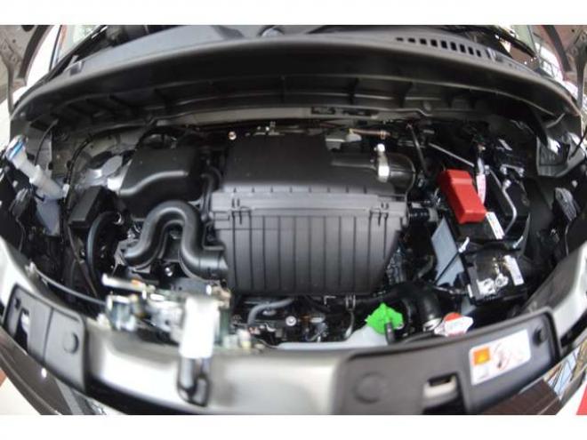 スペーシアカスタム ハイブリッド XS 4WD　ハイブリッド4WDセーフティサポート搭載スズキコネクト対応通信機装着車アダプティブクルーズコントロール全方位モニター付9インチナビ両側オートスライドドアLEDステアリングヒーターパーキングセンサー 登録済未使用車 660